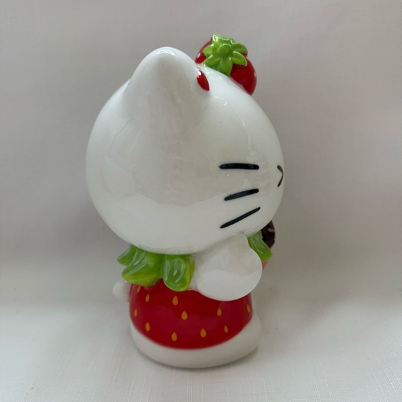 BLUE SKY CLAYWORKS SANRIO HELLO KITTY WINK STRAWBERRY DRESS HEART (NEW) - Picture 4 of 4